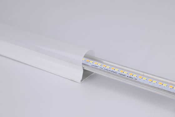 120° Viewing Angle LED Fluorescent Light Fixture 120V 2000lm-2100lm