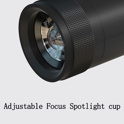 Fabbricazione di apparecchi di illuminazione a LED in alluminio IP20