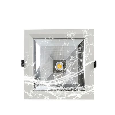 Fonte luminosa bianca calda e angolo di raggio di 60°