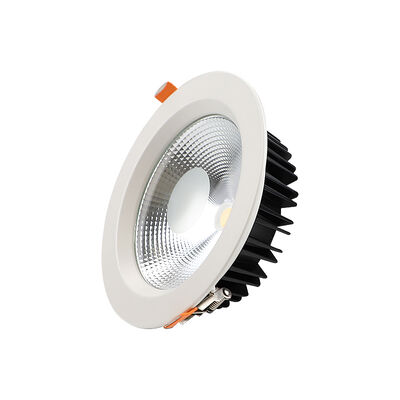 Un bon prix. Downlight LED à angle de faisceau de 90 degrés avec boîtier en aluminium moulé sous pression et garantie de 5 ans, luminaire LED encastré en ligne